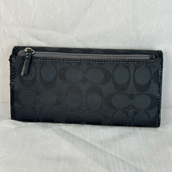 Coach Ashley Black signature C Jacquard with Leather Trim - Picture 2 of 5
